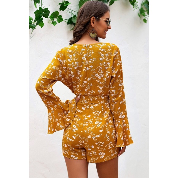 3/$40🎉 Mustard Yellow V-Neck Wrap Floral Romper - Picture 4 of 4